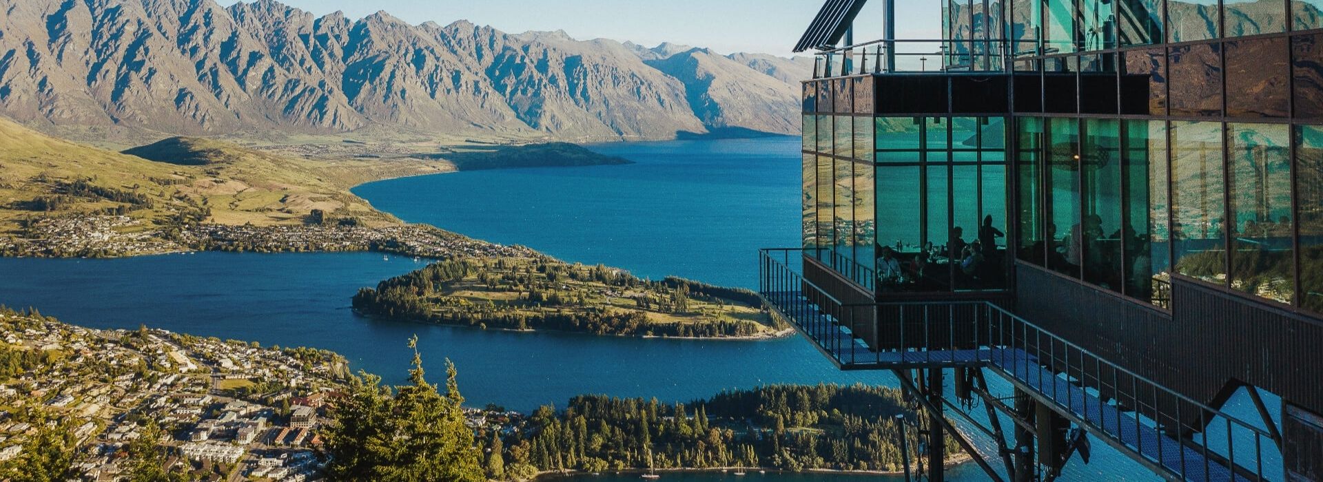 Bold Peak Lodge  Accommodation in Queenstown, New Zealand